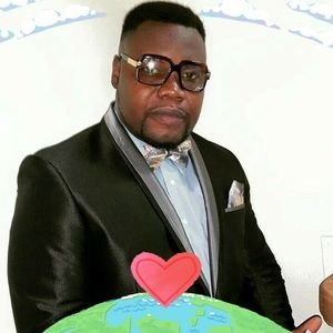 Meet your Posher, Joel